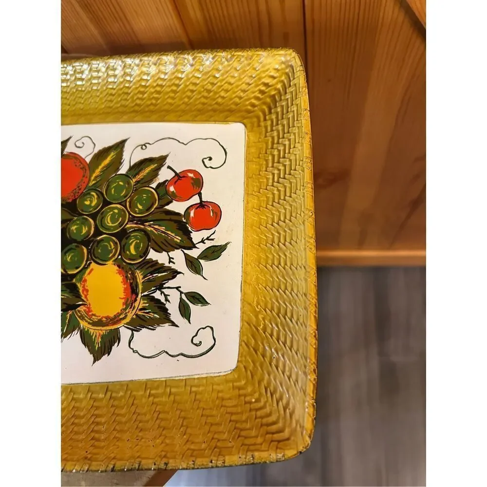 Nevco 3415 Curve Edge Rectangle Tray Fruit Motif Plastic VTG Faux Rattan Japan (